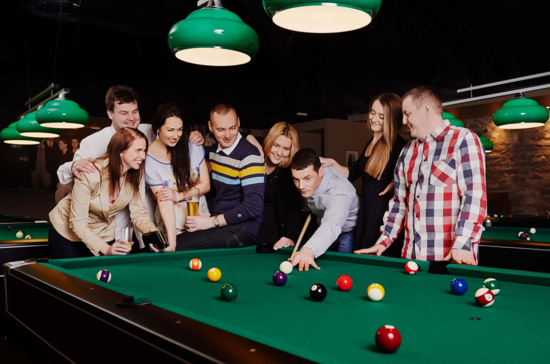 Kuulsaal Piljardi peopaketid täiskasvanutele ja firmadele - Image 1