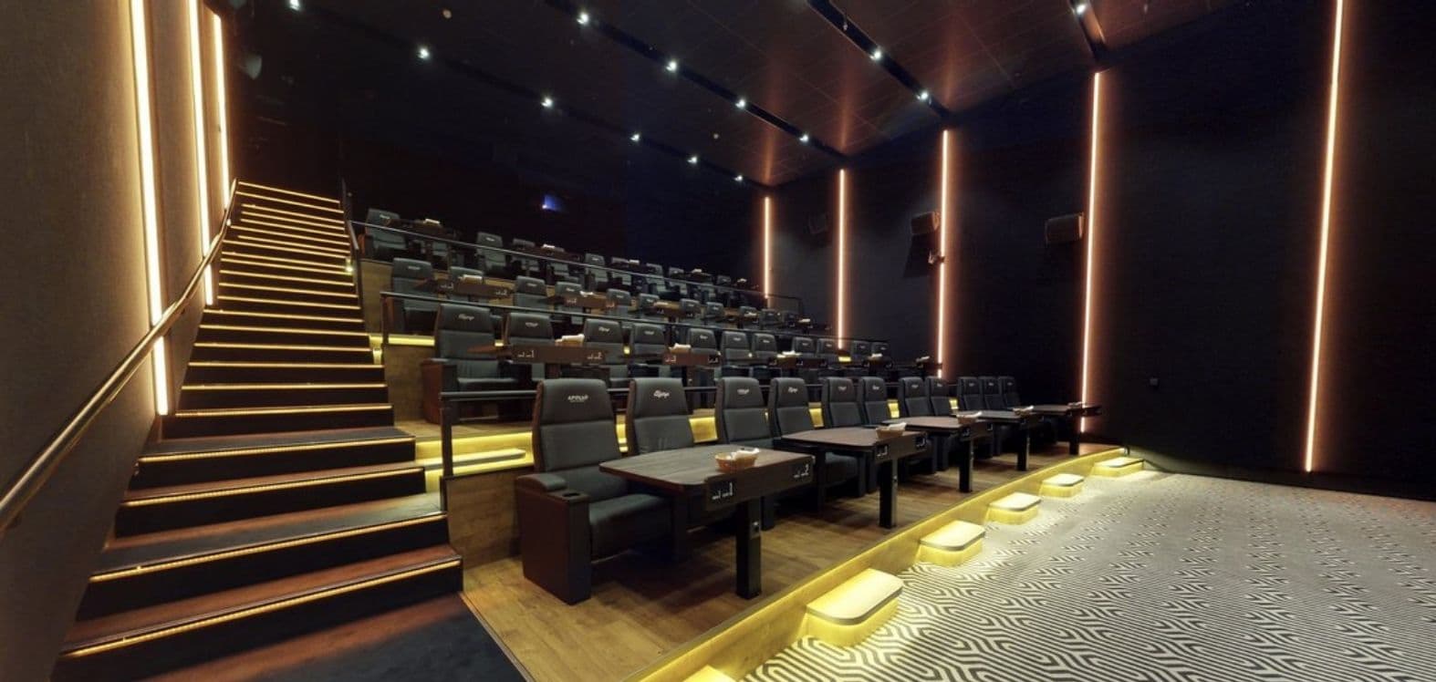 O'Learys Kristiine Apollo kinorestoran - Image 1